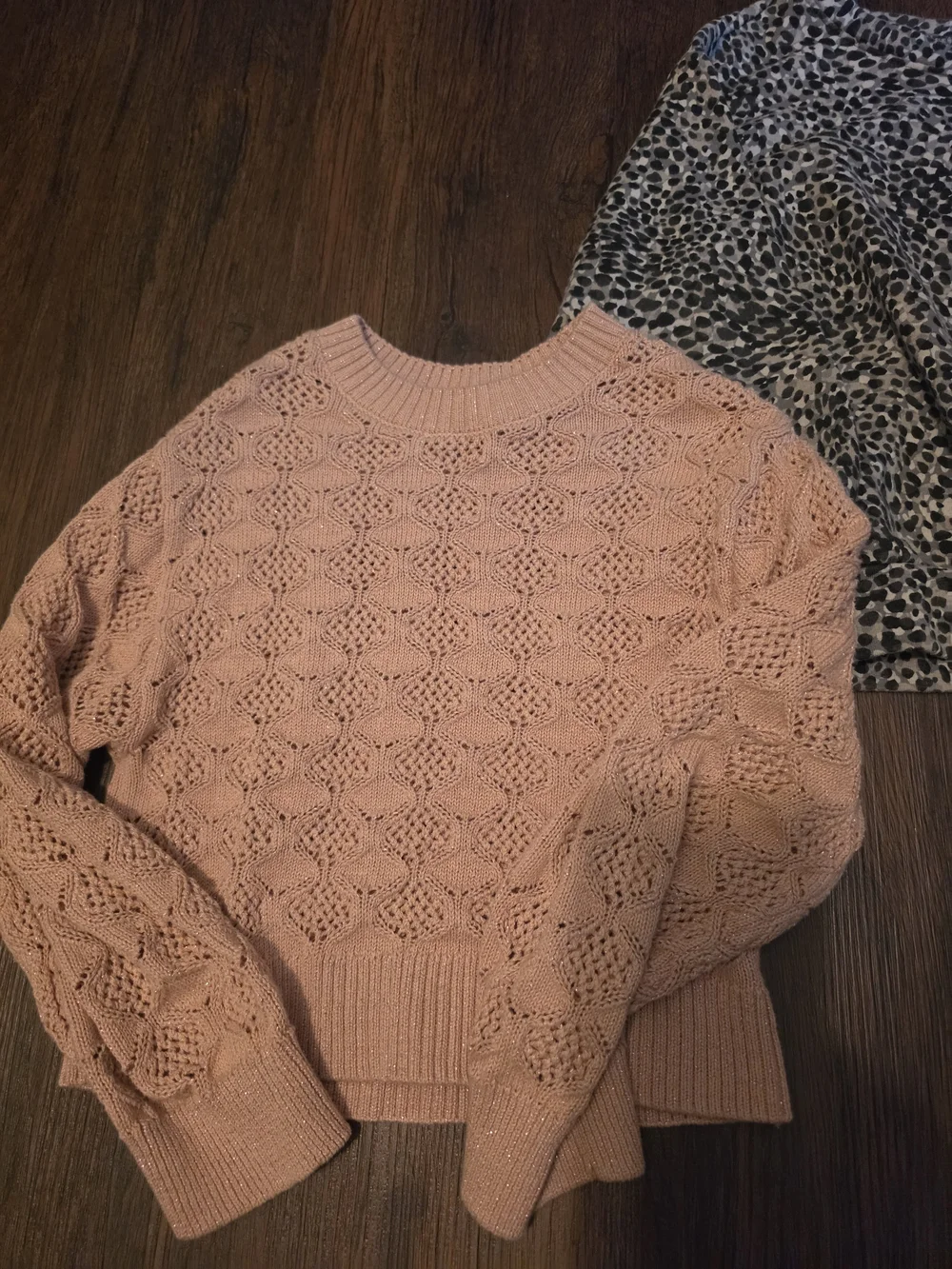 Childrens PlacwPink Openwork Crewneck &Old Navy Black-White Leopard Pullover Set